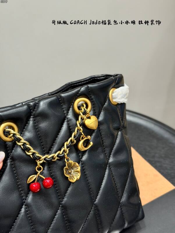 Coach Pink 25x18x10cm shoulder bag — Top Quality Replica