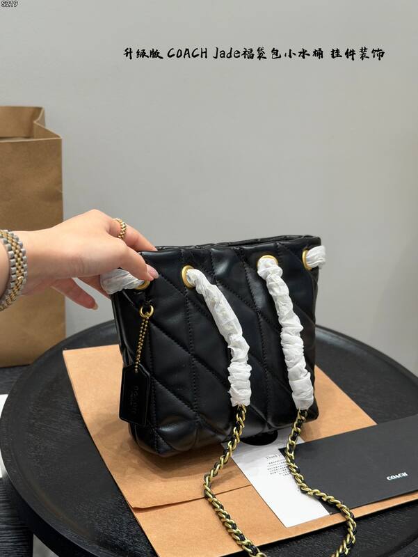 Coach Pink 25x18x10cm shoulder bag — Top Quality Replica