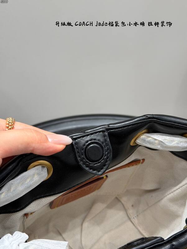 Coach Pink 25x18x10cm shoulder bag — Top Quality Replica