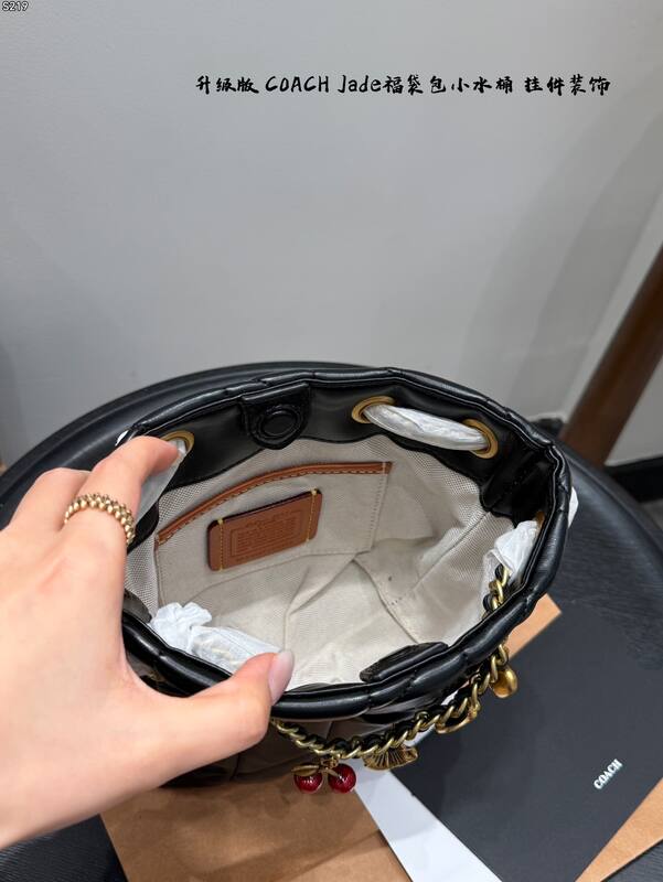 Coach Pink 25x18x10cm shoulder bag — Top Quality Replica