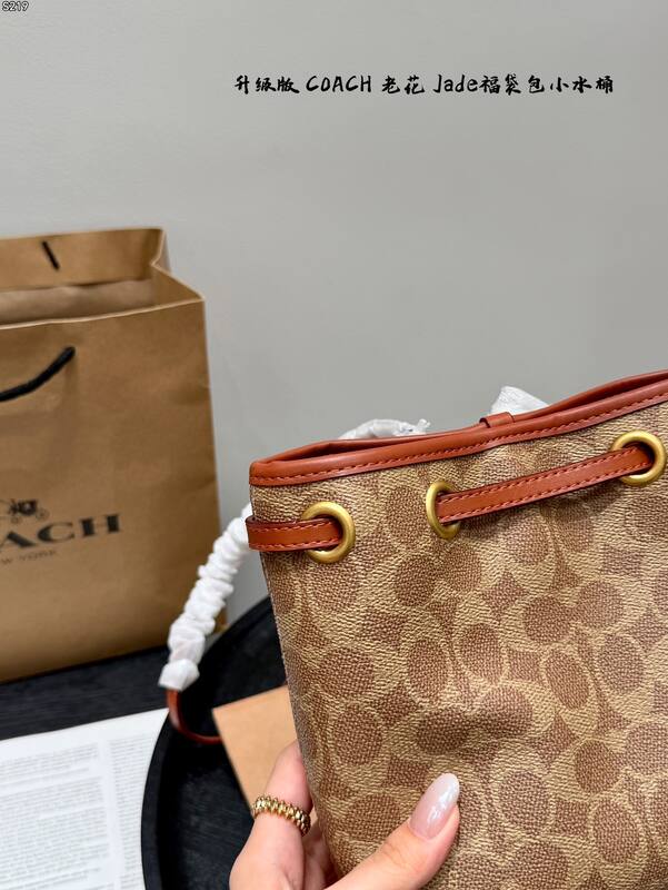 Coach Brown 25x18x10cm shoulder bag — 1:1 Replica