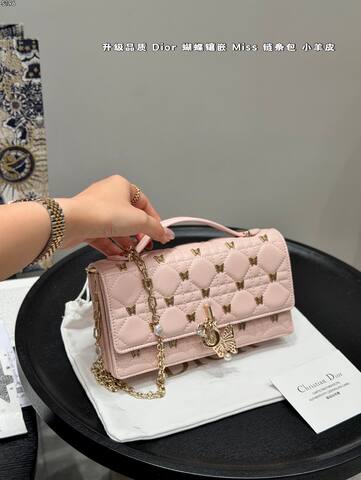 Dior Miss Pink shoulder 1 1 Replica