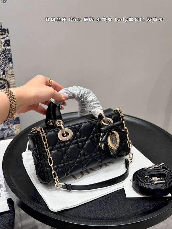 Dior Lady White small shoulder — Premium Replica