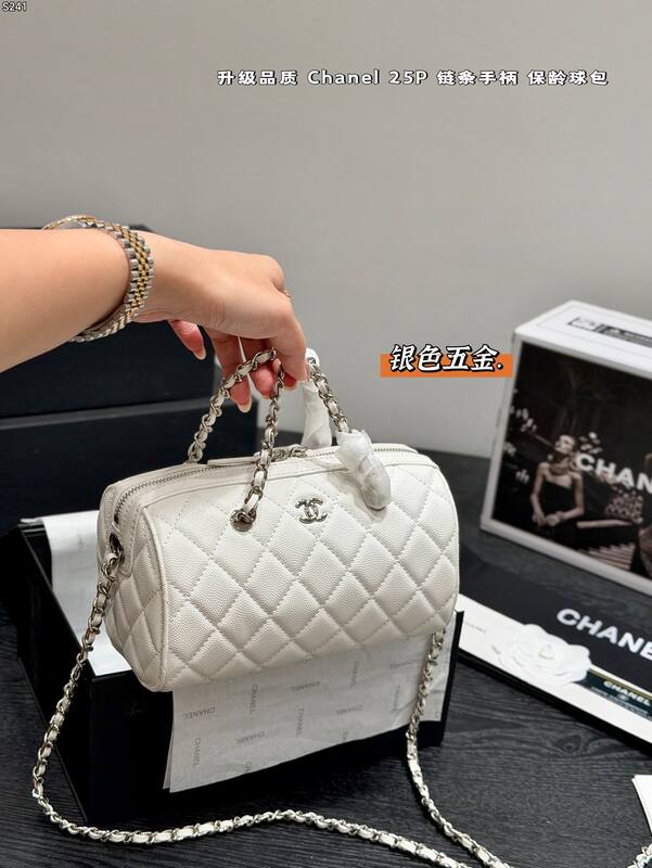 Chanel Black crossbody — 1:1 Replica
