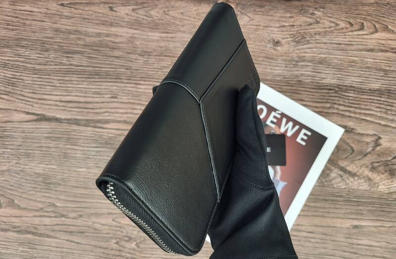 Loewe L1130 Black shoulder bag — AAA Quality Replica