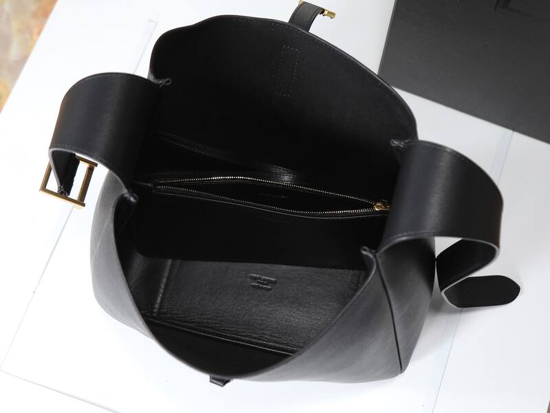 Saint Laurent Le 5 7 Black leather shoulder — Top Quality Replica