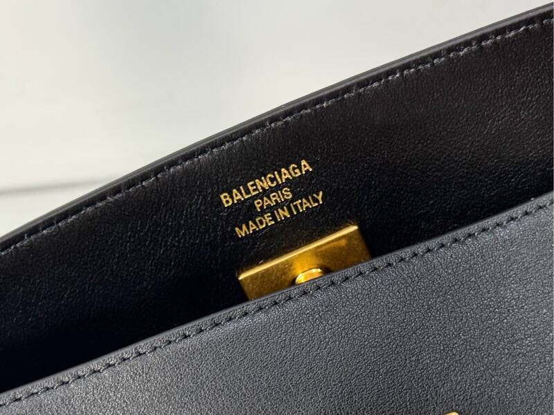 Balenciaga Black 40x30x16cm shoulder bag — Top Quality Replica