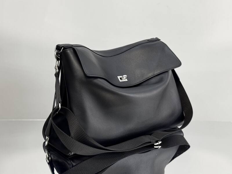 Balenciaga Black shoulder bag — Premium Replica