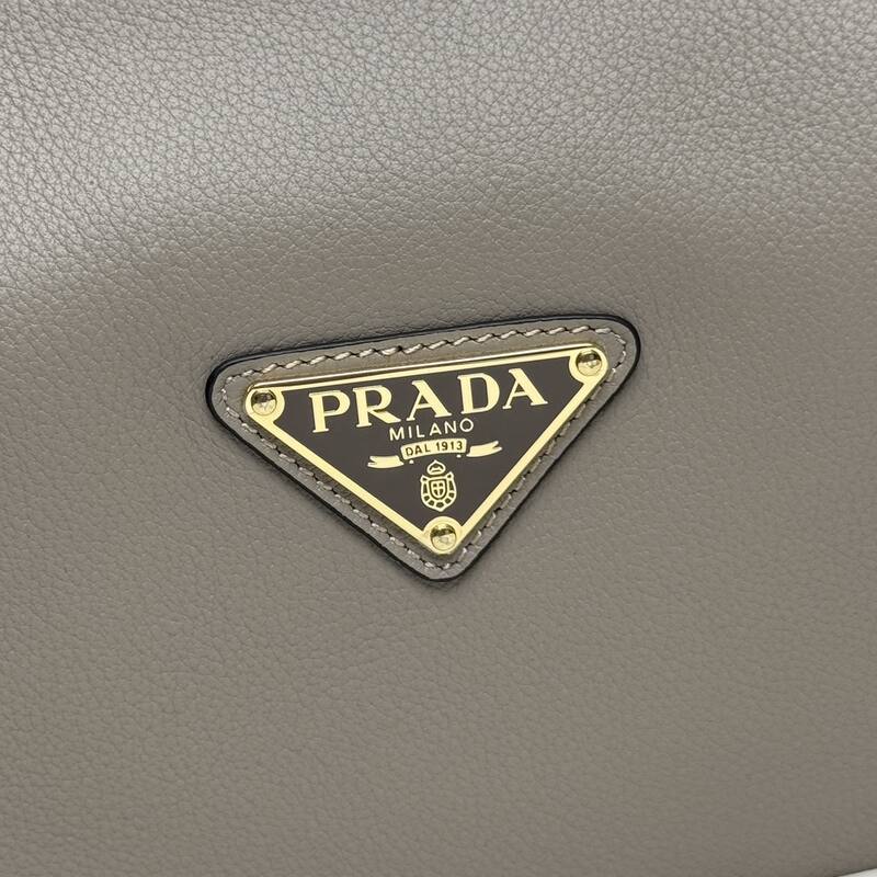 Prada Gray leather 28x18x11cm shoulder — 1:1 Replica