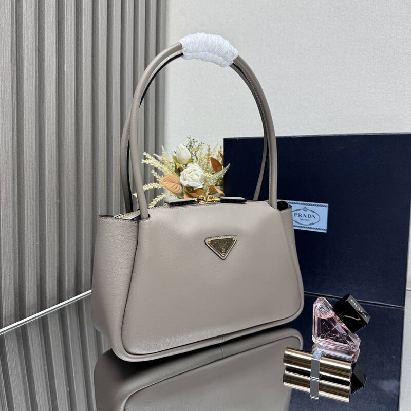 Prada Gray leather 28x18x11cm shoulder — 1:1 Replica
