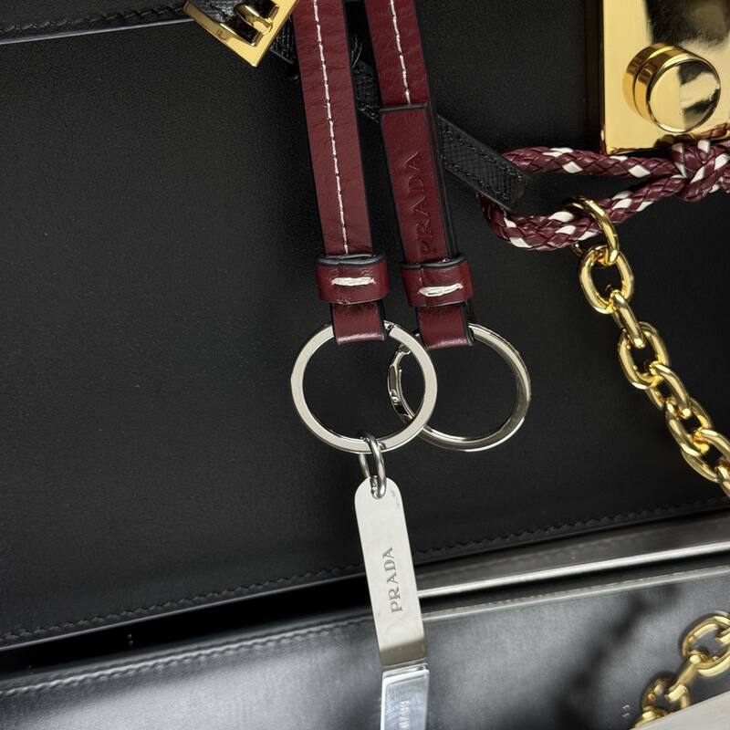 Prada Black shoulder bag — Premium Replica