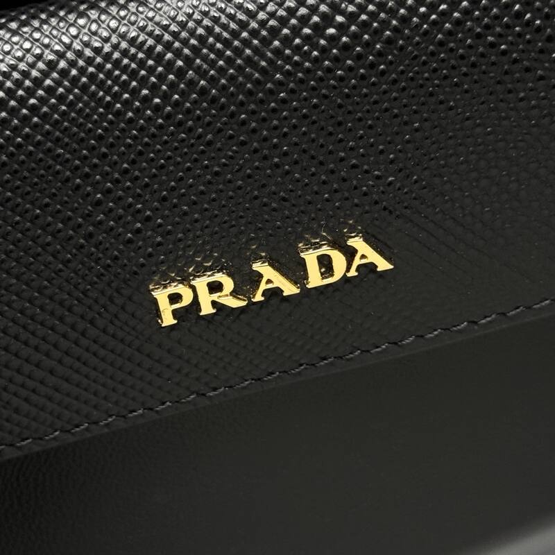 Prada Black shoulder bag — Premium Replica