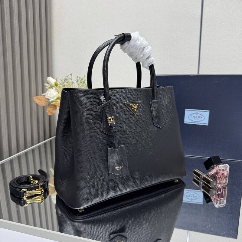 Prada Black shoulder bag — Premium Replica