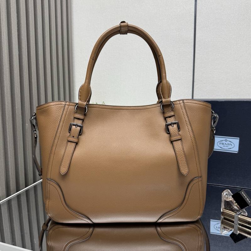 Prada Red 40x30x16cm shoulder bag — 1:1 Replica