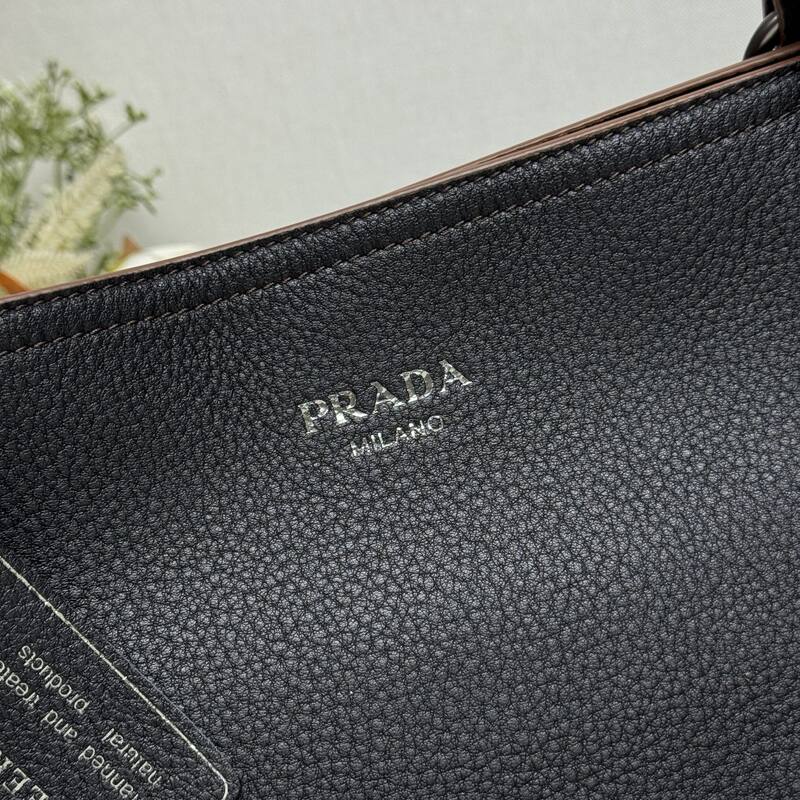Prada Red 40x30x16cm shoulder bag — Top Quality Replica