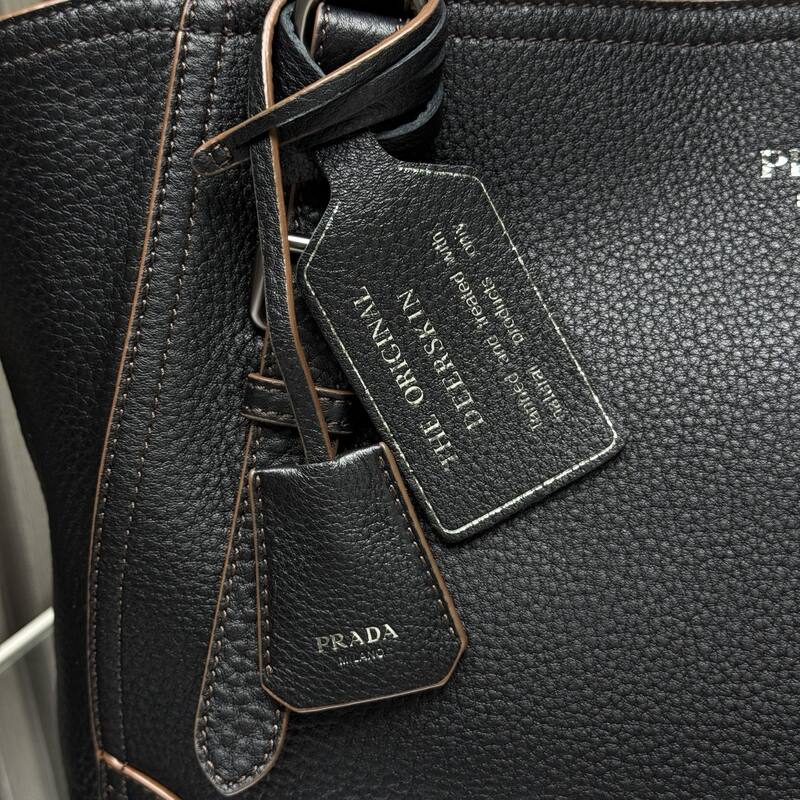 Prada Red 40x30x16cm shoulder bag — Top Quality Replica