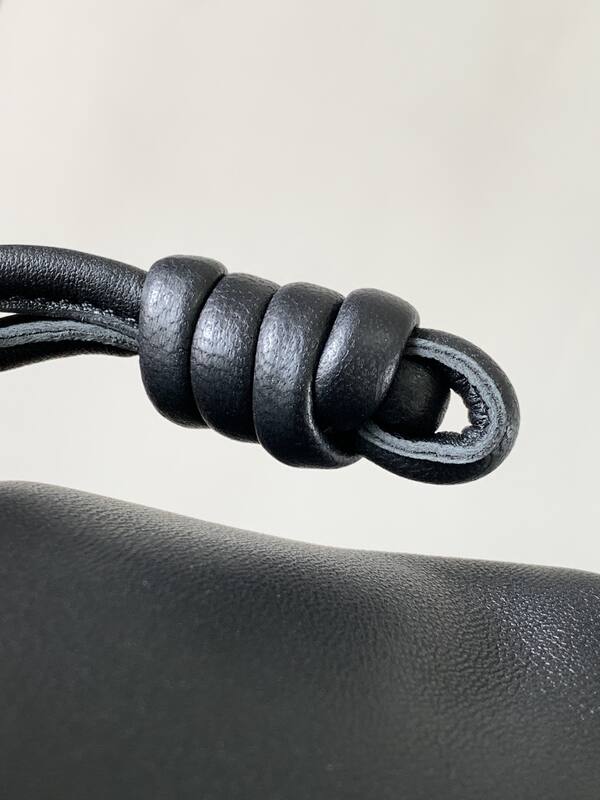 Loewe Black shoulder bag — Top Quality Replica