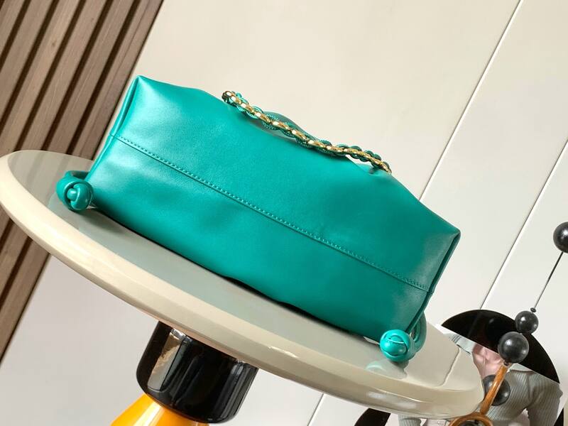Loewe Lambskin shoulder bag — 1:1 Replica