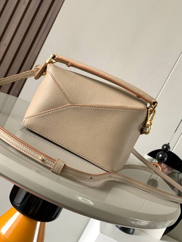 Loewe Beige shoulder bag — 1:1 Replica