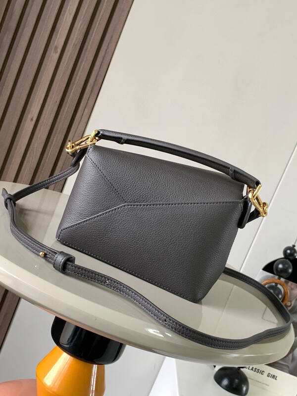 Loewe Gray shoulder bag — Premium Replica