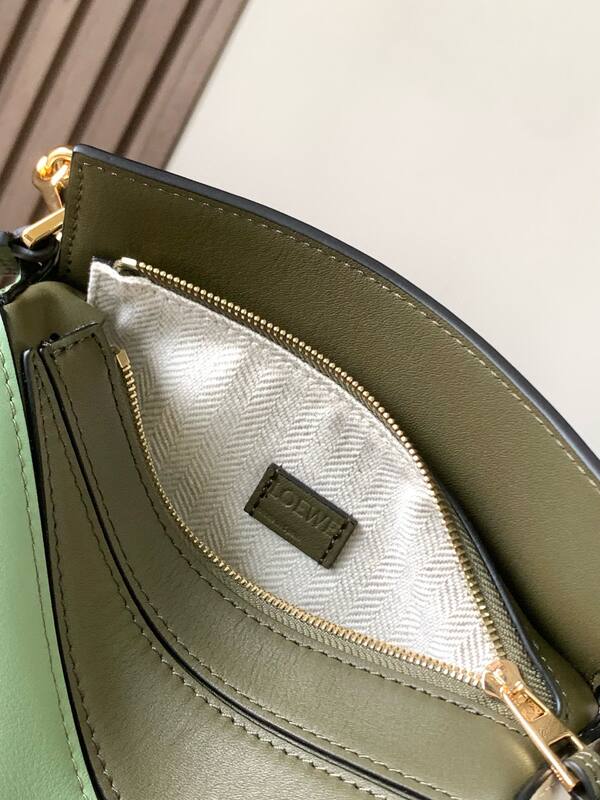 Loewe Beige shoulder bag — 1:1 Replica