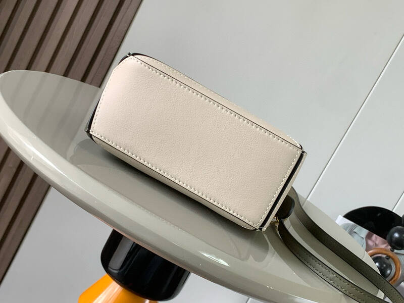 Loewe Beige shoulder bag — 1:1 Replica