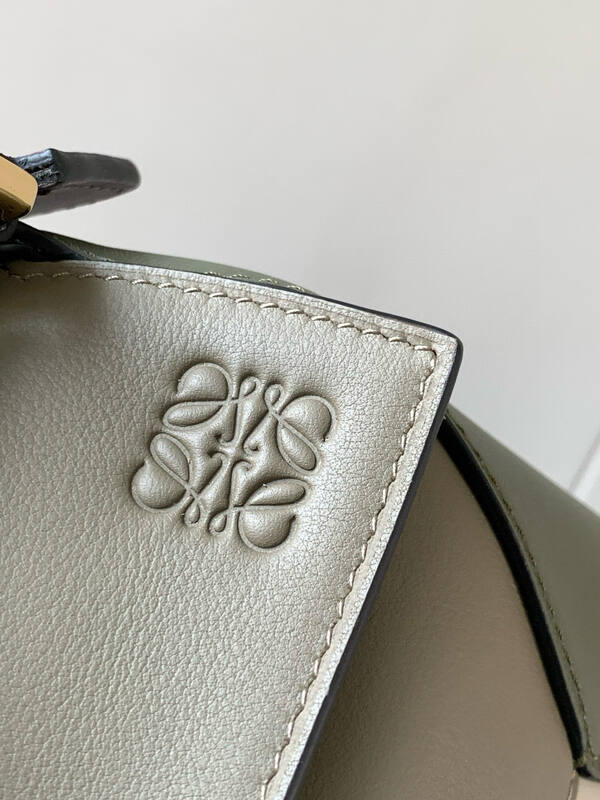 Loewe Brown 25x18x10cm shoulder bag — Top Quality Replica