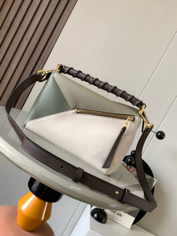 Loewe Brown 25x18x10cm shoulder bag — Top Quality Replica