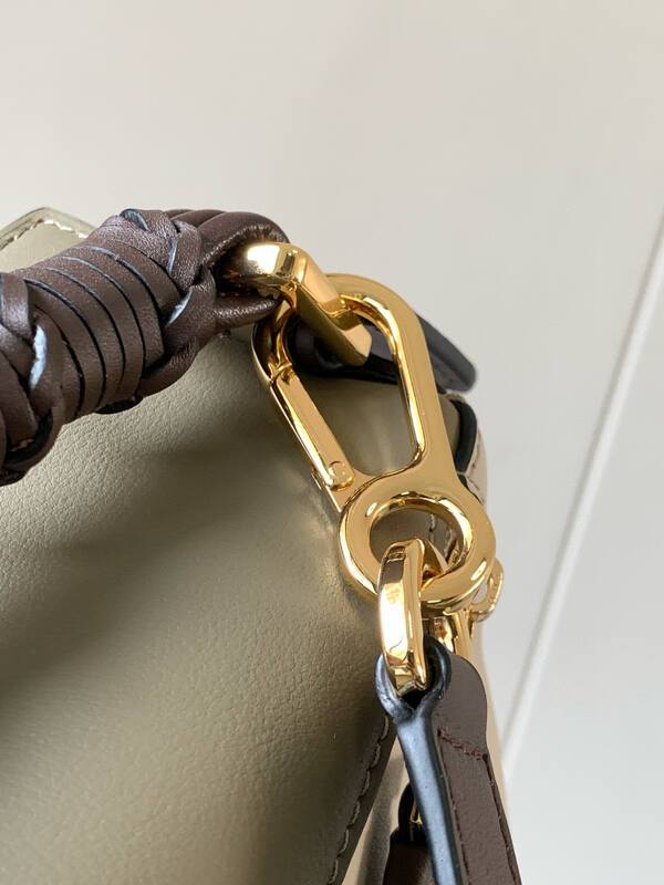 Loewe Brown 25x18x10cm shoulder bag — Top Quality Replica