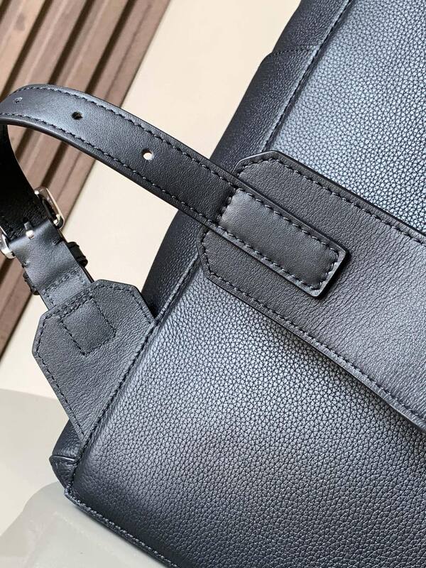 Loewe Black shoulder bag — Premium Replica