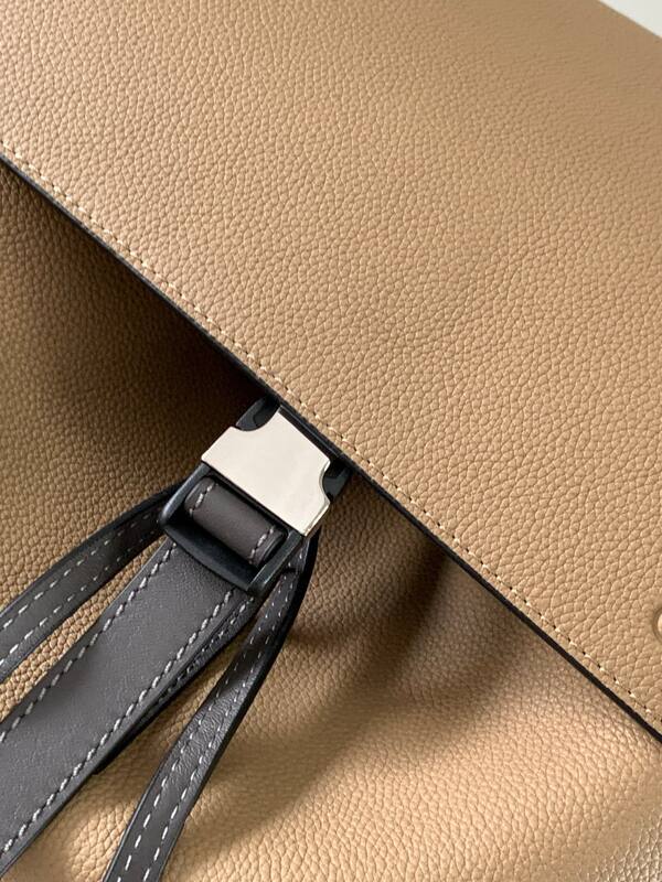 Loewe Black shoulder bag — Top Quality Replica