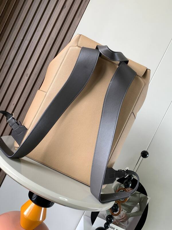 Loewe Black shoulder bag — Top Quality Replica
