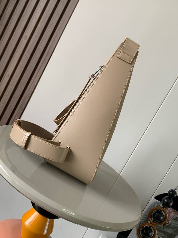 Loewe Beige shoulder bag — Top Quality Replica