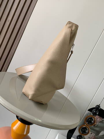 Loewe Beige shoulder bag Top Quality Replica