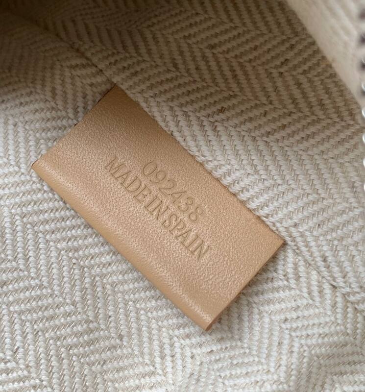 Loewe Beige shoulder bag — Top Quality Replica