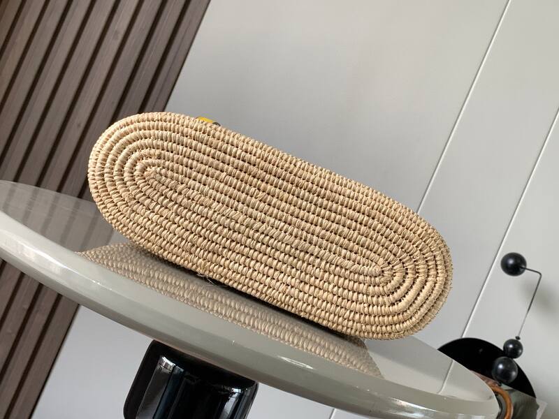 Loewe Green 25x18x10cm shoulder bag — 1:1 Replica