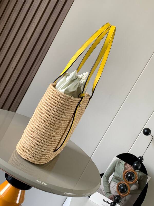 Loewe Green 25x18x10cm shoulder bag — 1:1 Replica