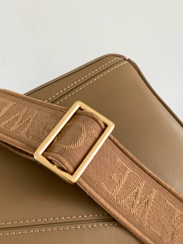 Loewe Beige 25x18x10cm shoulder bag — Top Quality Replica