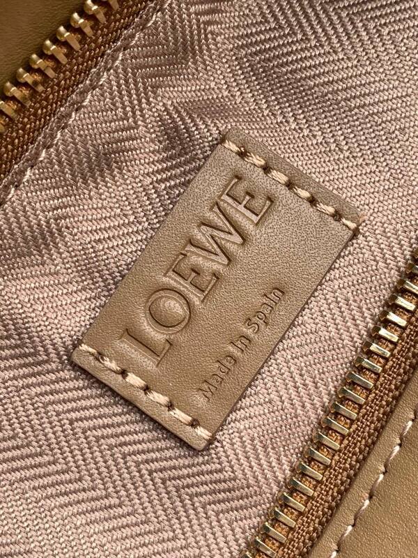 Loewe Beige 25x18x10cm shoulder bag — Top Quality Replica