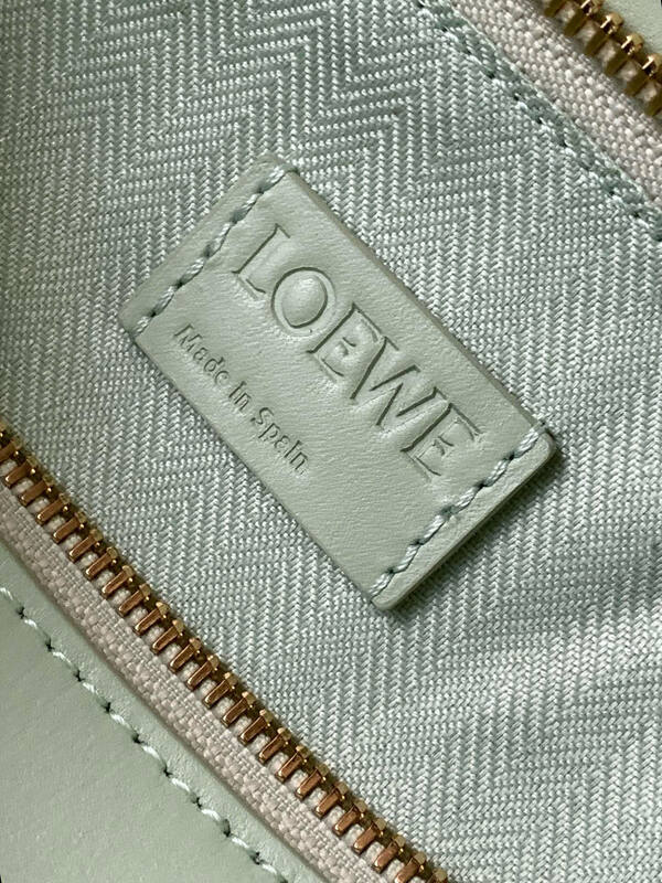 Loewe Green 25x18x10cm shoulder bag — Top Quality Replica