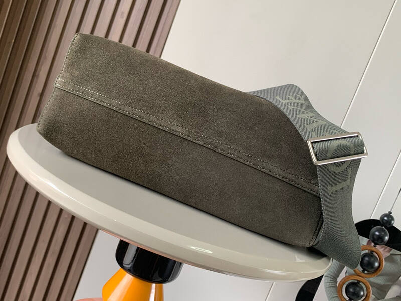 Loewe shoulder bag — AAA Quality Replica
