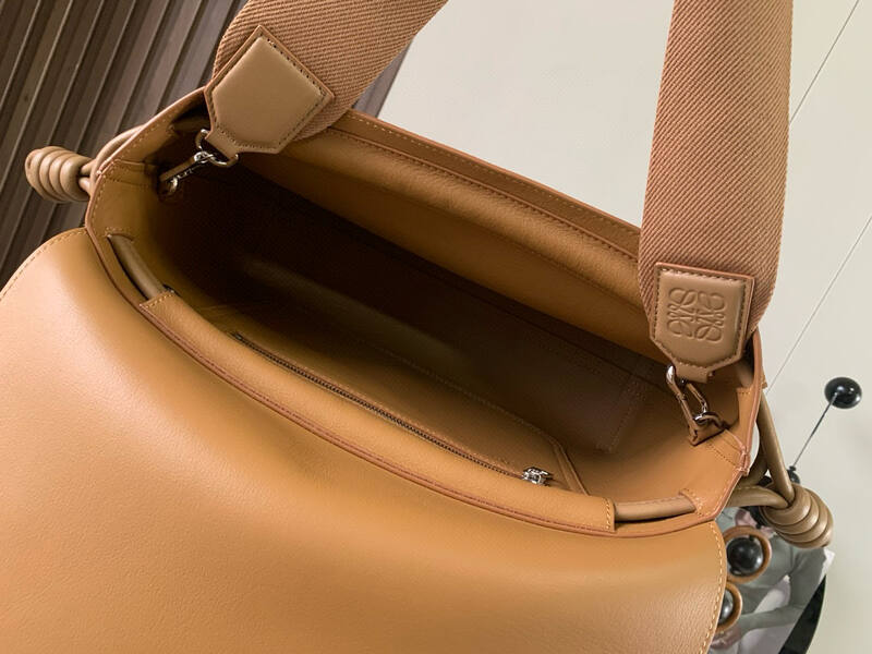 Loewe Brown shoulder bag — 1:1 Replica