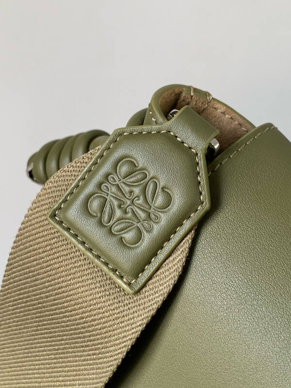 Loewe Green shoulder bag — Premium Replica