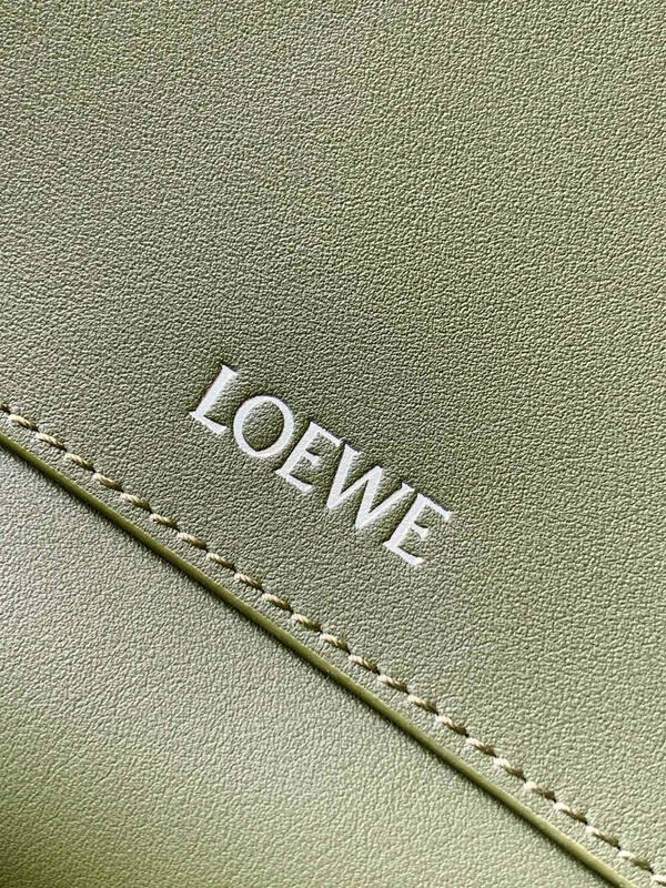 Loewe Green shoulder bag — Premium Replica