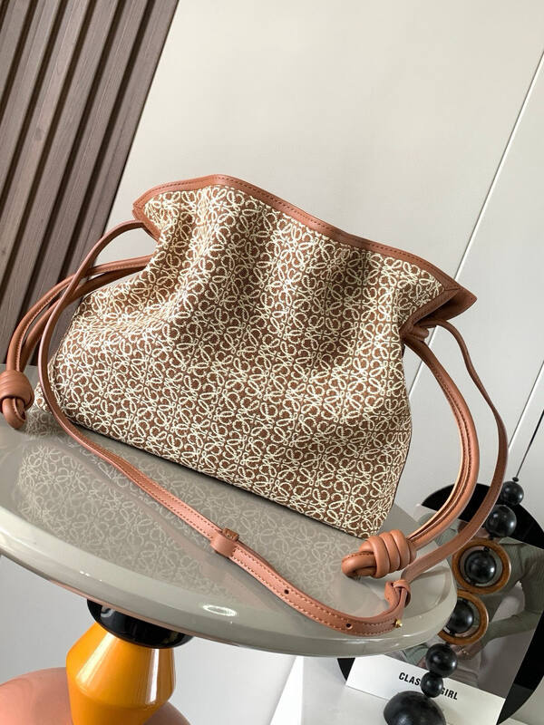 Loewe Brown shoulder bag — Premium Replica