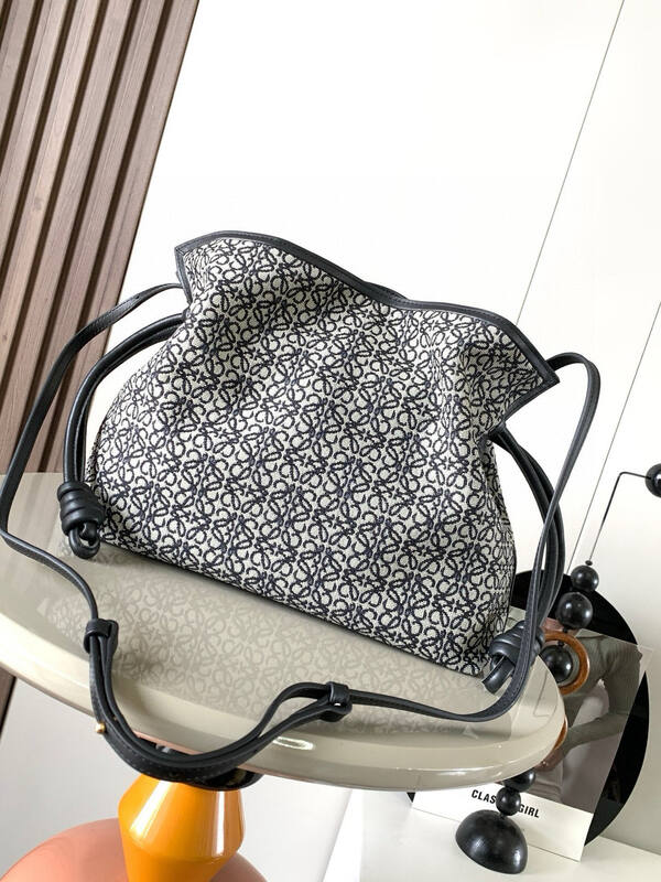 Loewe Black shoulder bag — Premium Replica