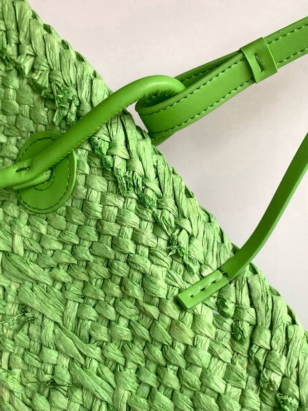 Loewe Beige shoulder bag — 1:1 Replica