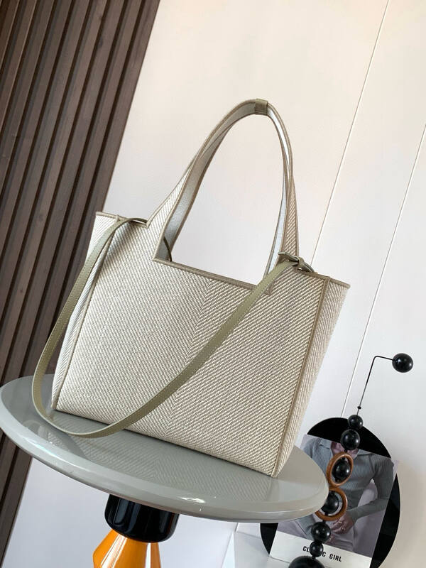 Loewe Beige shoulder bag — Top Quality Replica