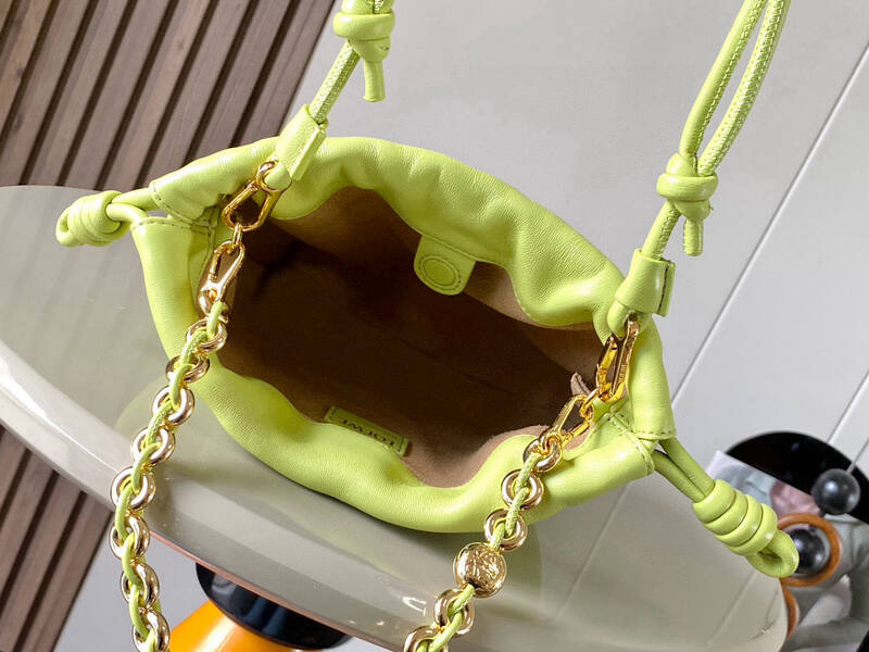 Loewe Green shoulder bag — AAA Quality Replica