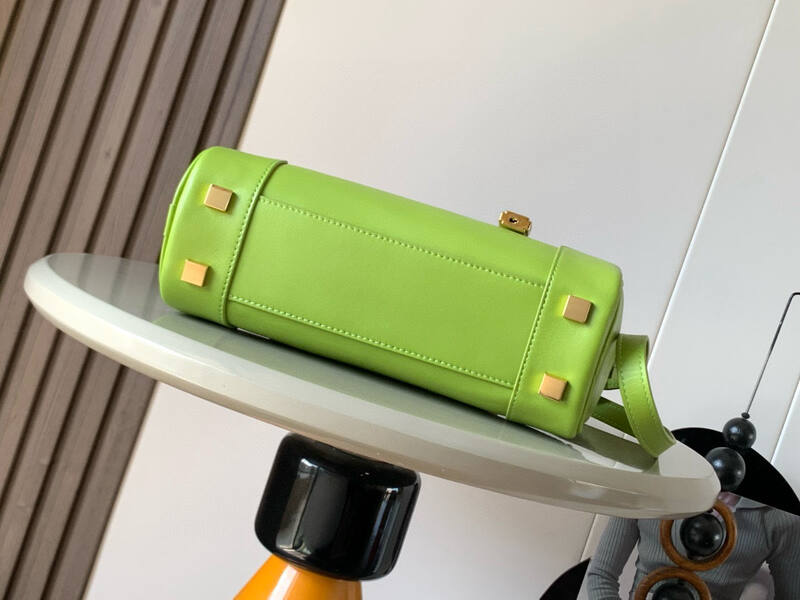 Loewe Green shoulder bag — Top Quality Replica